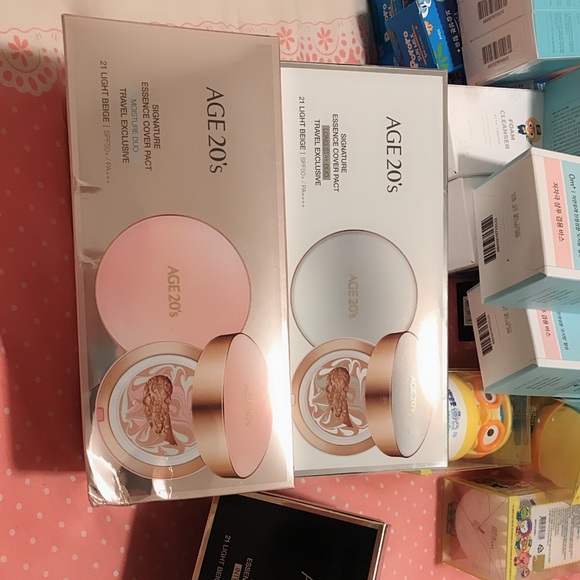 age 20‘s Makeup Age 2s Cushion Poshmark